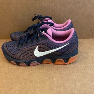 🆕 Nike TailWind 6 Sneakers Women’s